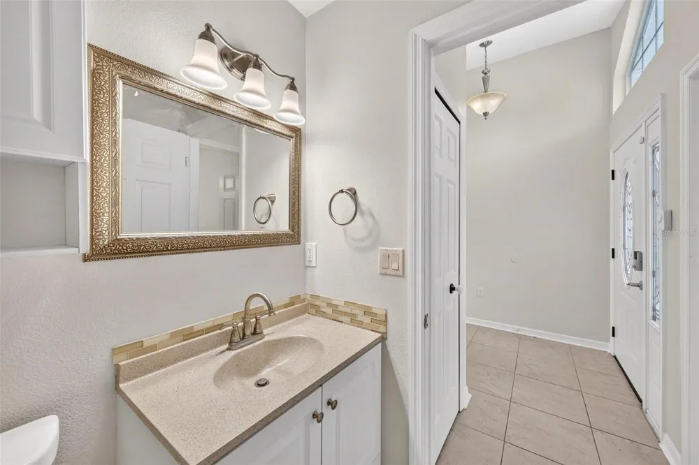 615 JUNIPER WAY Tavares, FL 32778