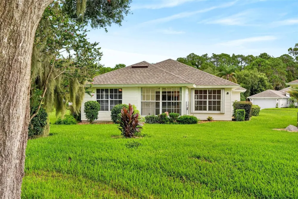 615 JUNIPER WAY Tavares, FL 32778