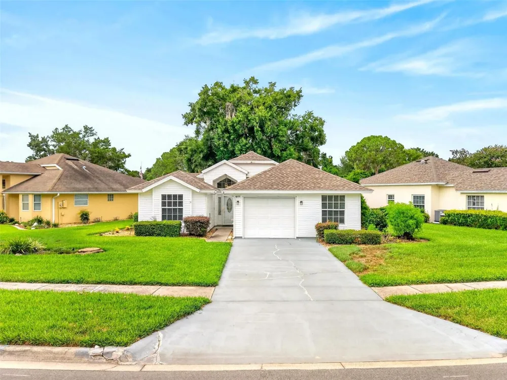 615 JUNIPER WAY Tavares, FL 32778