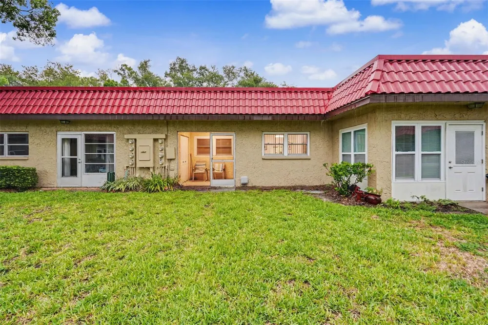 601 HERCULES AVENUE #1004 Clearwater, FL 33765