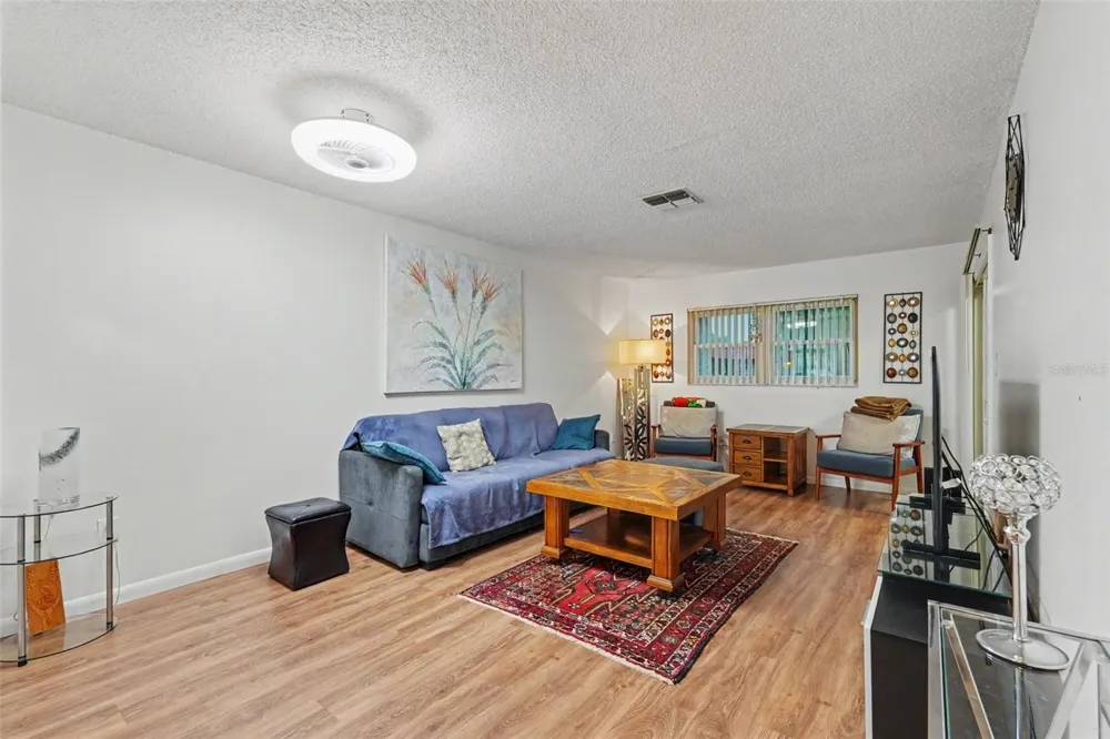 601 HERCULES AVENUE #1004 Clearwater, FL 33765
