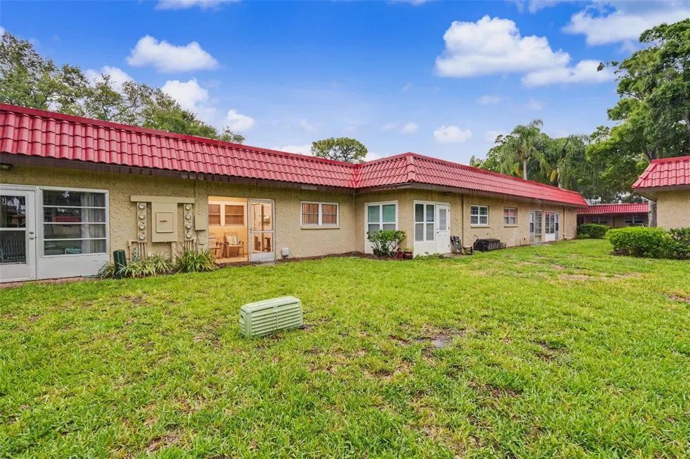 601 HERCULES AVENUE #1004 Clearwater, FL 33765