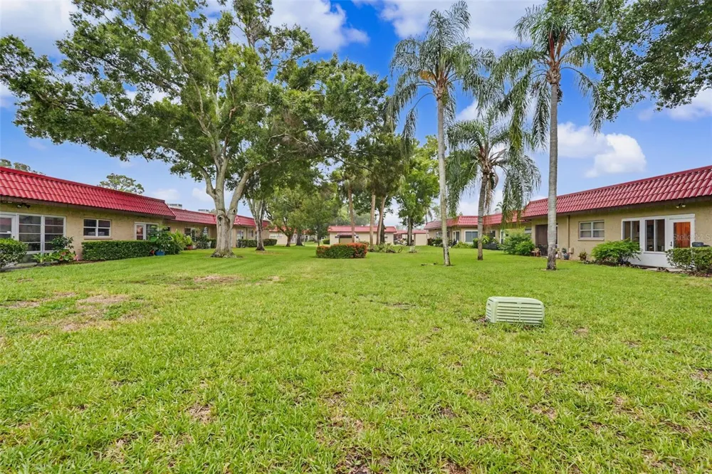601 HERCULES AVENUE #1004 Clearwater, FL 33765