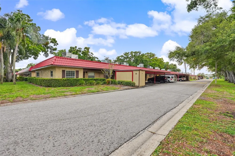 601 HERCULES AVENUE #1004 Clearwater, FL 33765