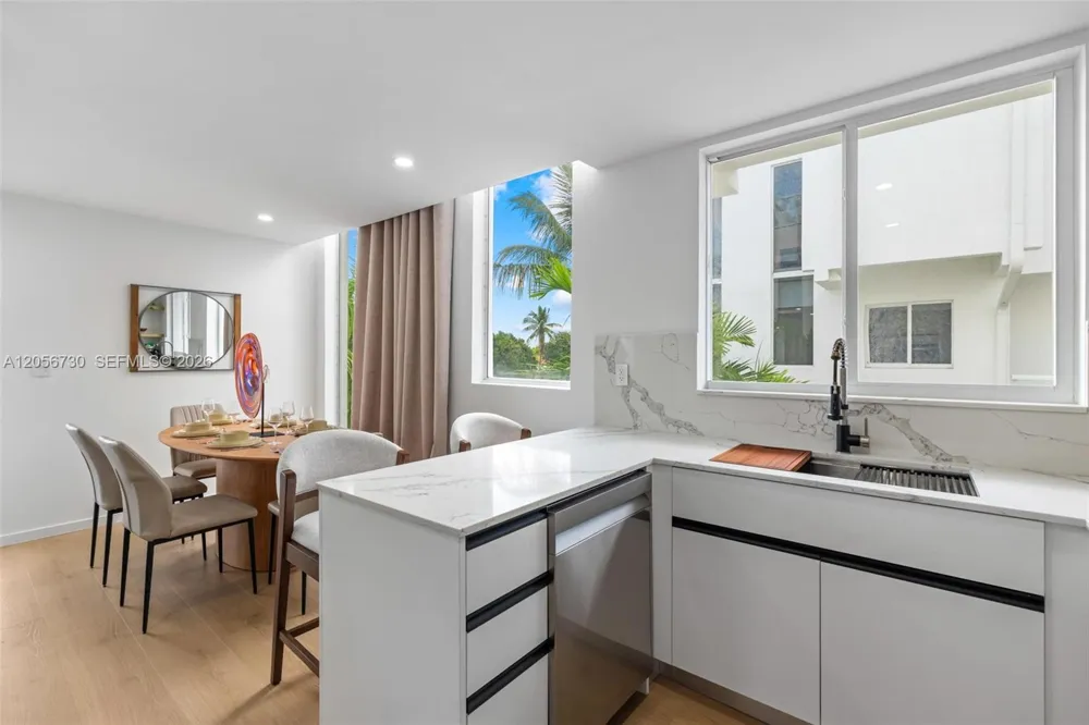 1975 Calais Dr #6 Miami Beach, FL 33141