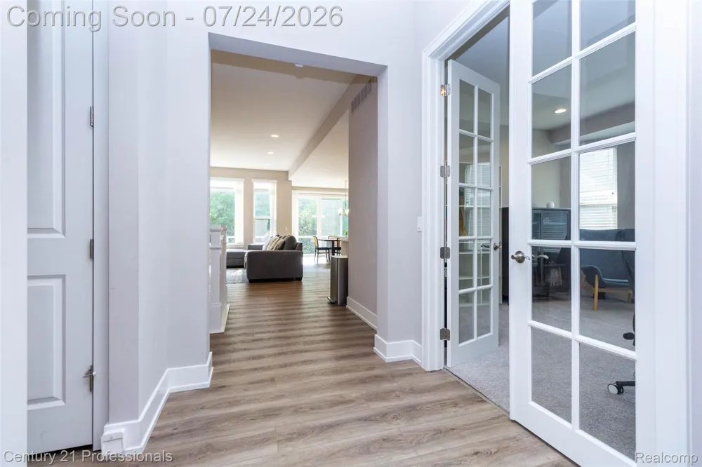17242 Garden Ridge Lane Northville Township, MI 48168