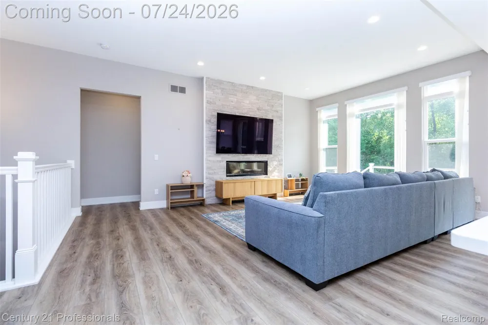 17242 Garden Ridge Lane Northville Township, MI 48168
