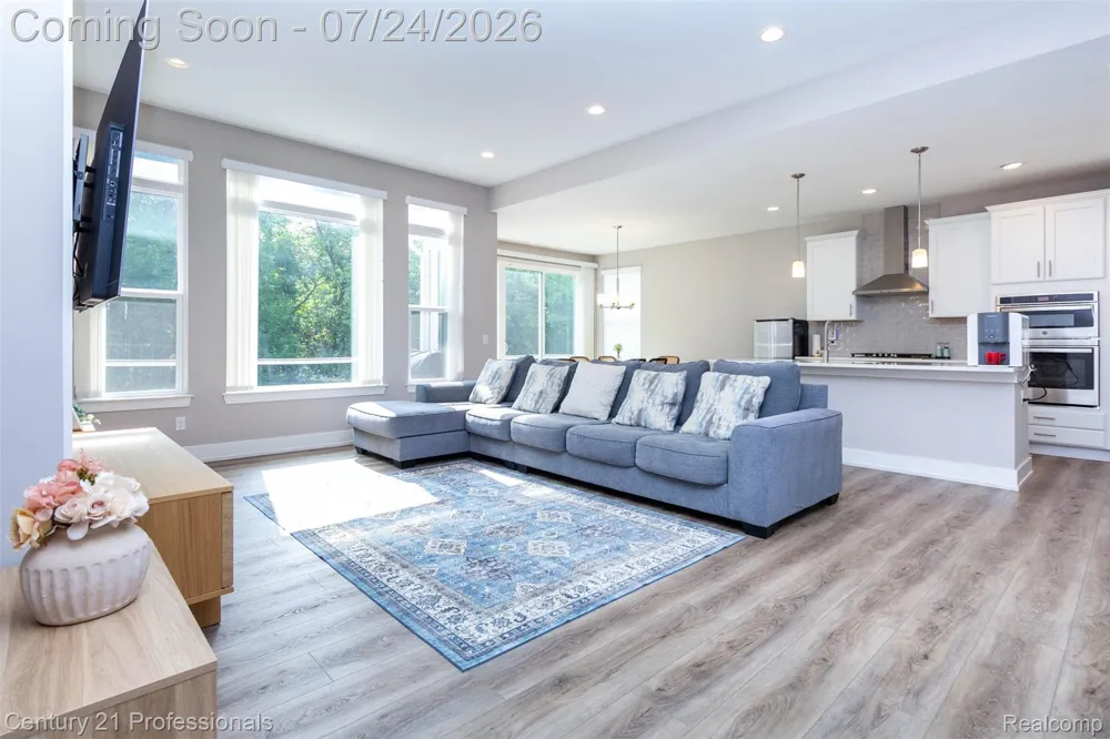 17242 Garden Ridge Lane Northville Township, MI 48168