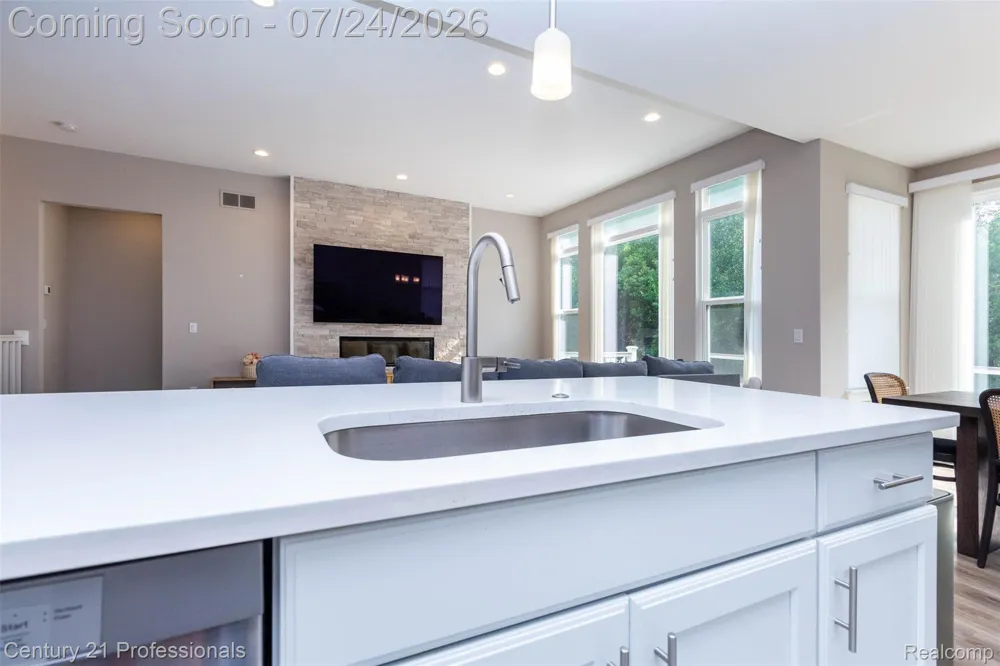 17242 Garden Ridge Lane Northville Township, MI 48168