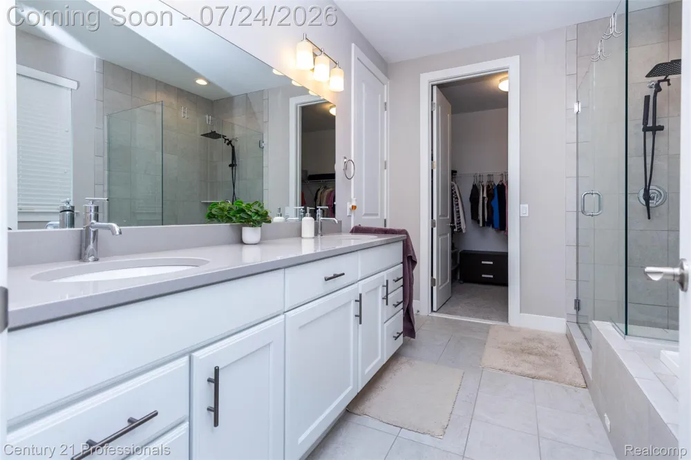 17242 Garden Ridge Lane Northville Township, MI 48168