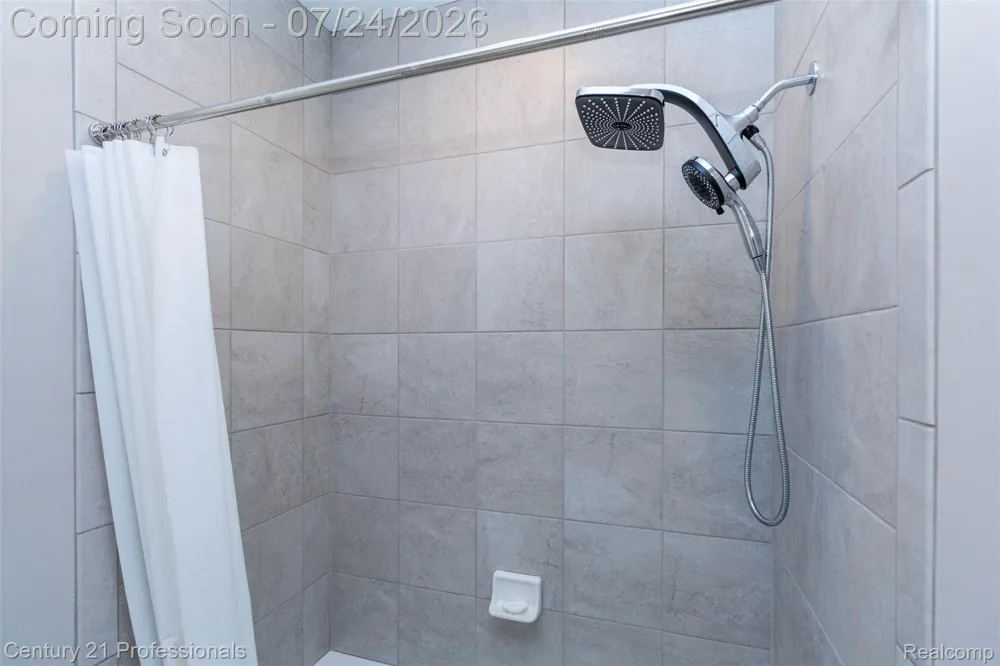 17242 Garden Ridge Lane Northville Township, MI 48168