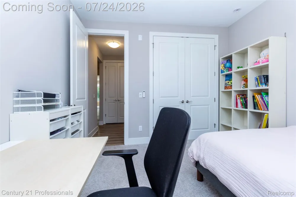 17242 Garden Ridge Lane Northville Township, MI 48168