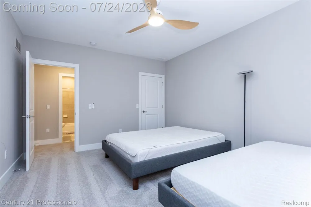 17242 Garden Ridge Lane Northville Township, MI 48168