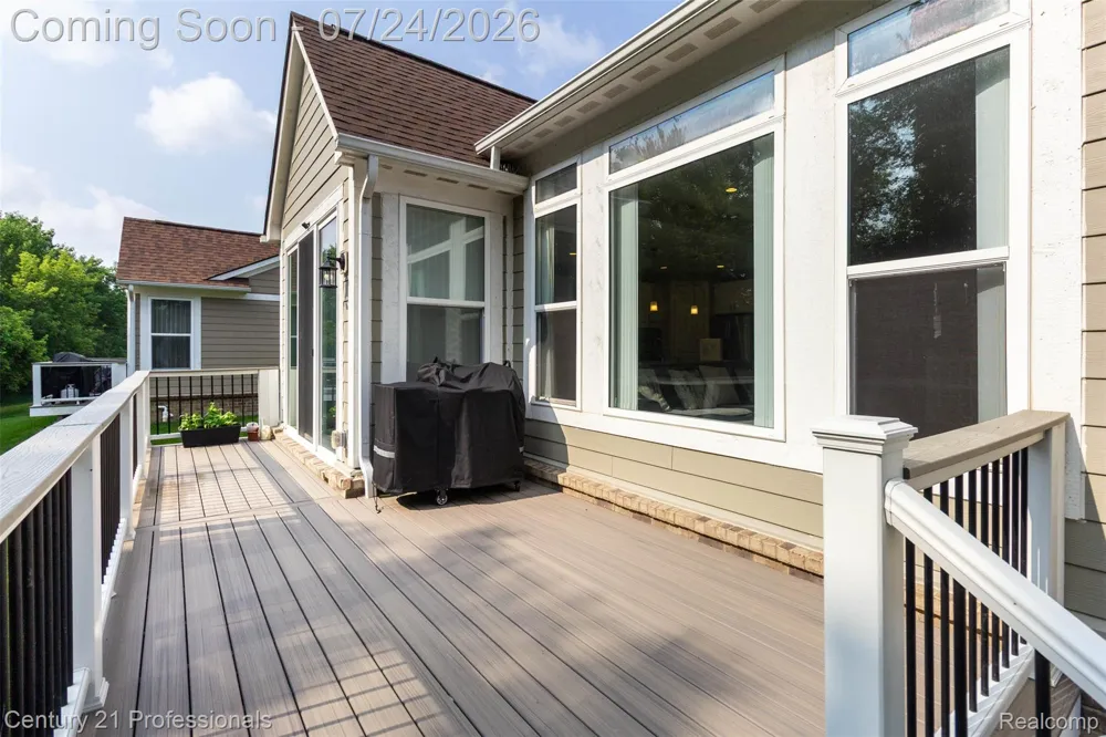 17242 Garden Ridge Lane Northville Township, MI 48168