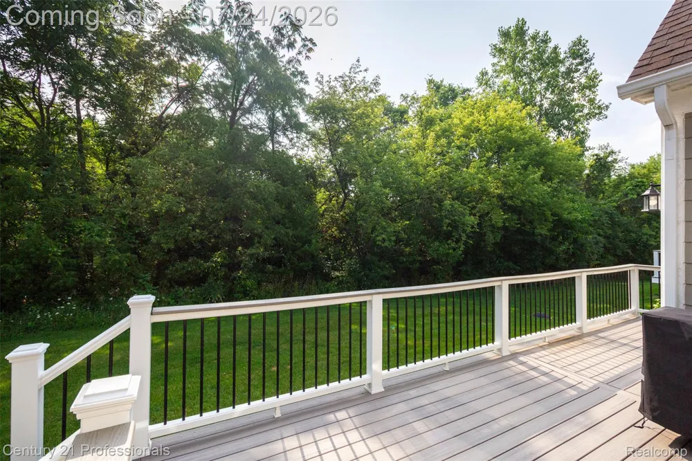 17242 Garden Ridge Lane Northville Township, MI 48168