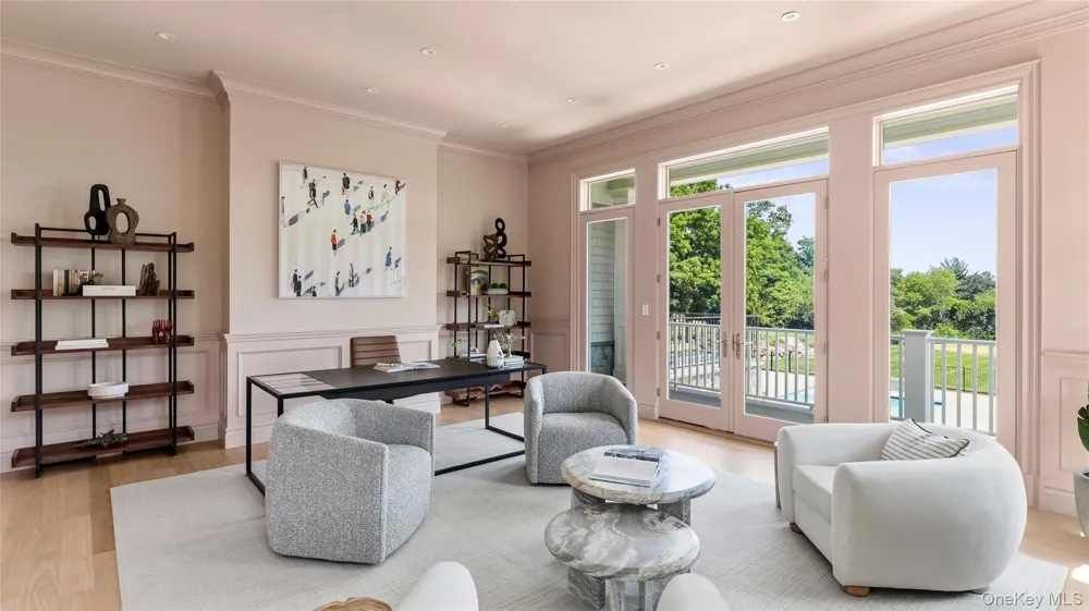4 Shepherds Lane Sands Point, NY 11050