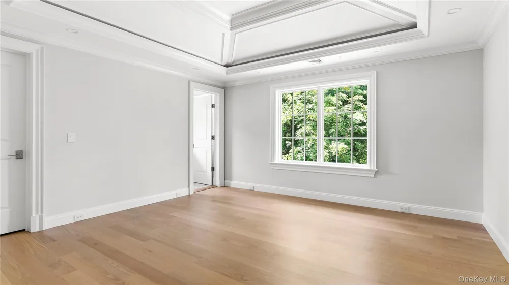 4 Shepherds Lane Sands Point, NY 11050