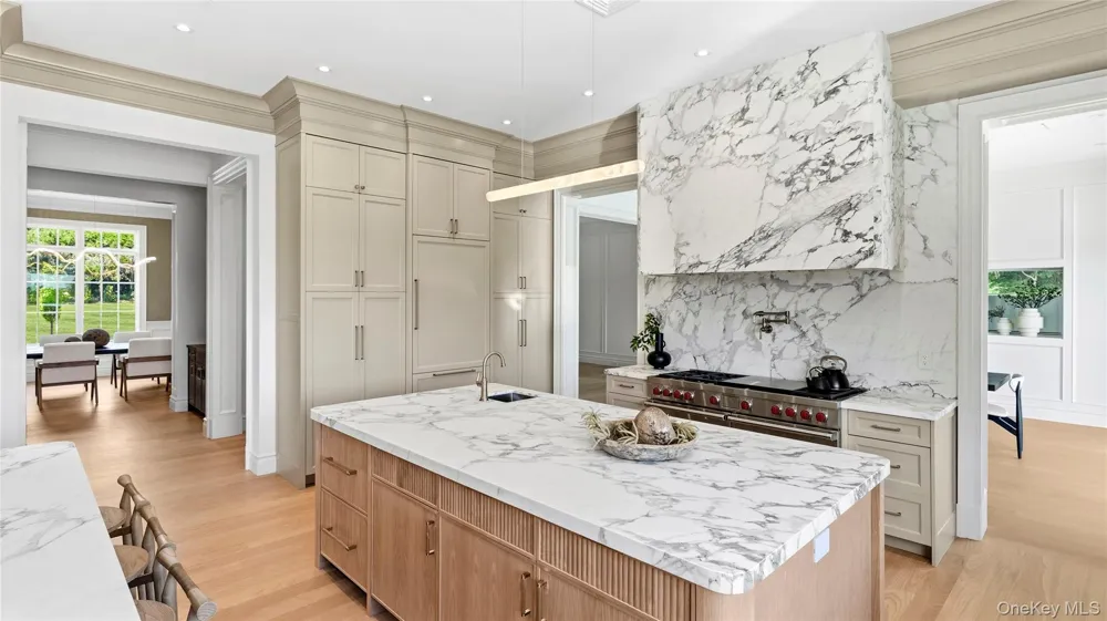 4 Shepherds Lane Sands Point, NY 11050