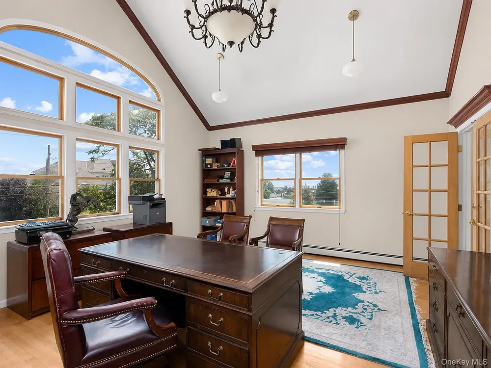 230 W Islip Road West Islip, NY 11795