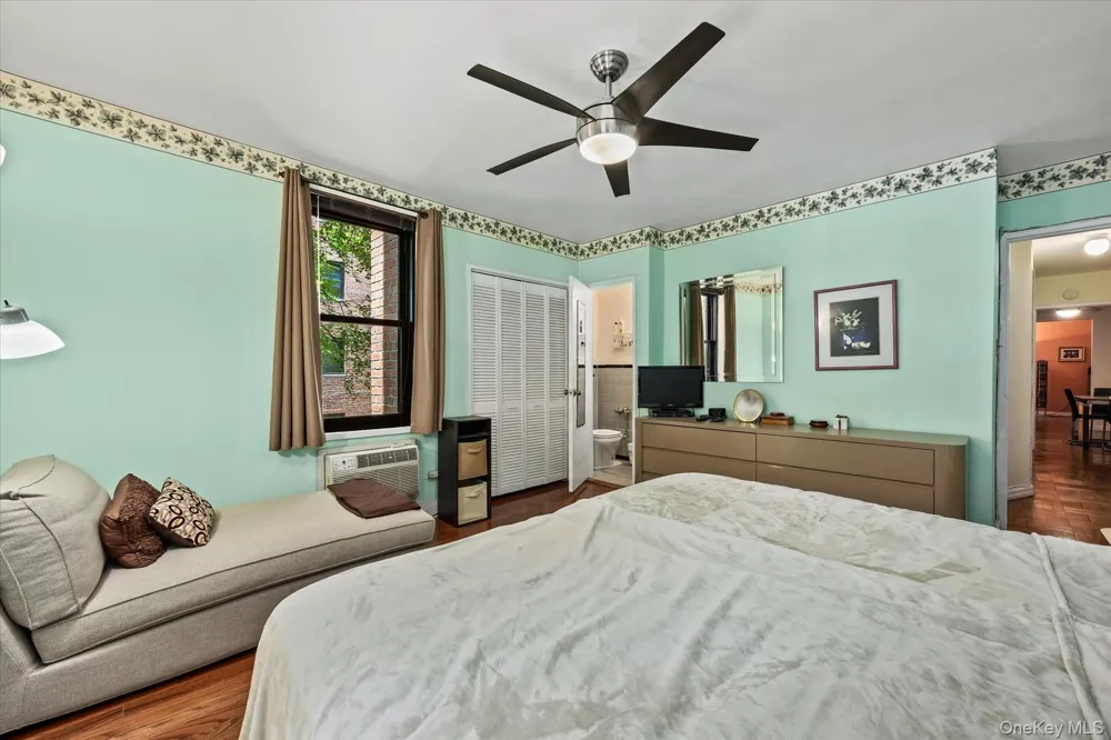 139-15 83rd Avenue #226 Briarwood, NY 11435