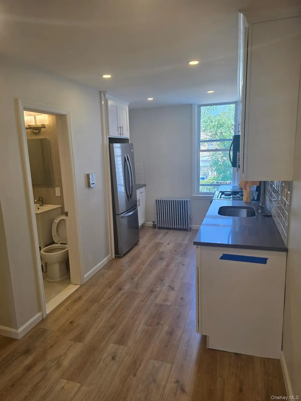 6077 55th Street #2R Maspeth, NY 11378