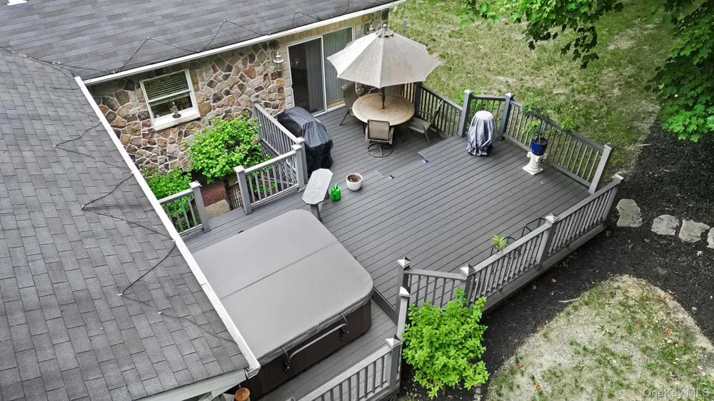 25 Cocoa Lane Newburgh, NY 12550