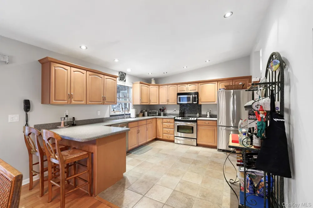 25 Cocoa Lane Newburgh, NY 12550