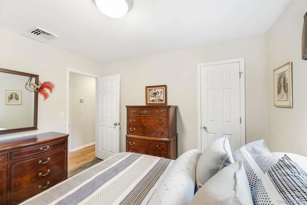 25 Cocoa Lane Newburgh, NY 12550