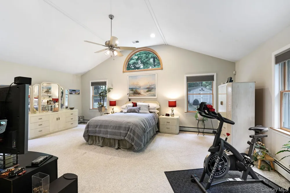 25 Cocoa Lane Newburgh, NY 12550