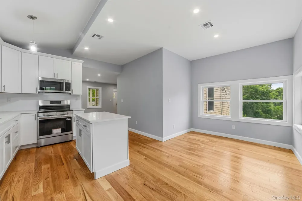 4 Narcissus Drive Mahopac, NY 10541