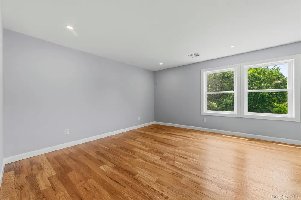 4 Narcissus Drive Mahopac, NY 10541