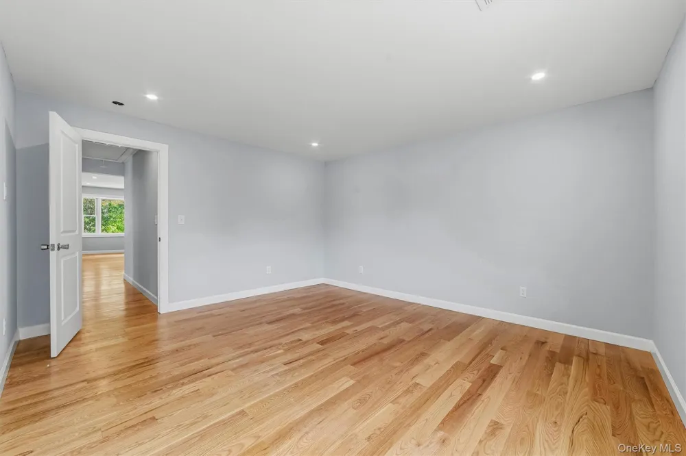 4 Narcissus Drive Mahopac, NY 10541