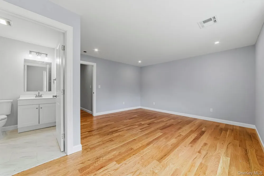 4 Narcissus Drive Mahopac, NY 10541