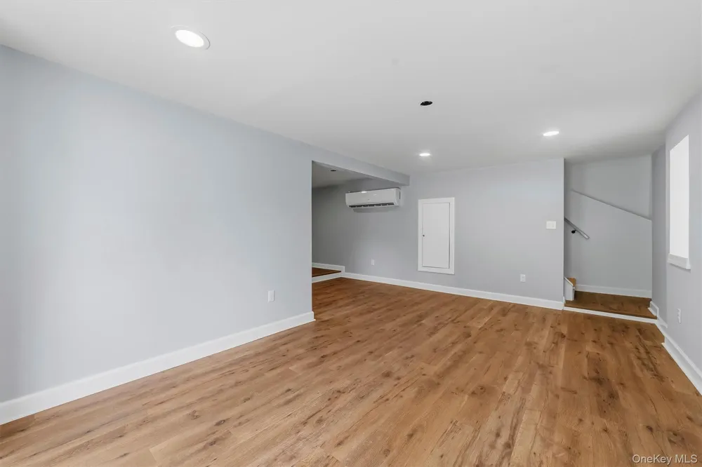 4 Narcissus Drive Mahopac, NY 10541