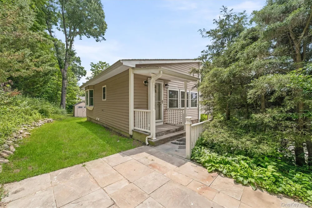 4 Narcissus Drive Mahopac, NY 10541