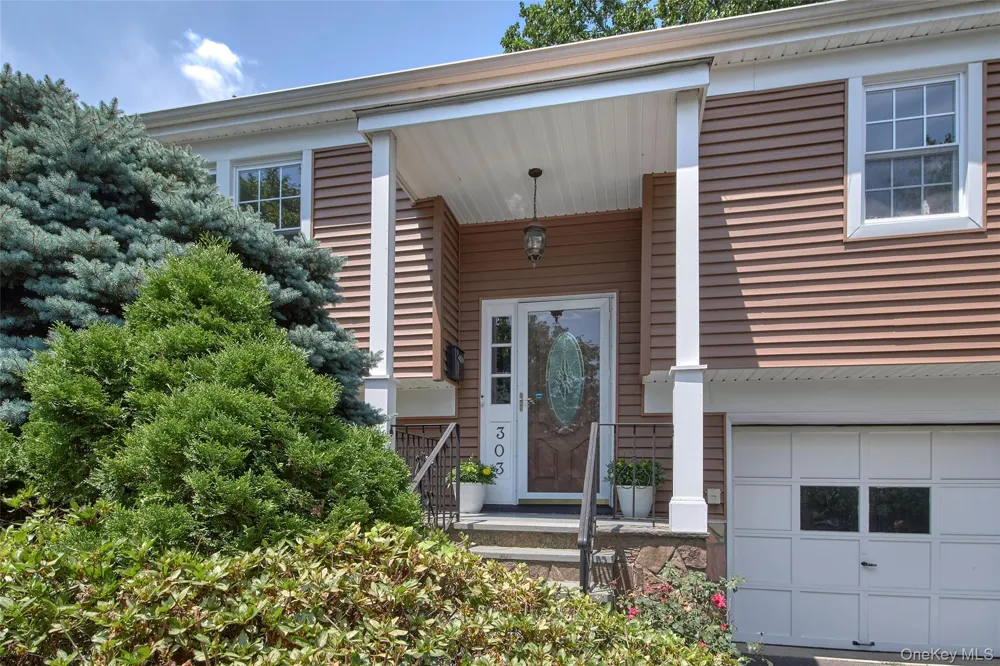 303 Livingston Avenue Mamaroneck, NY 10543