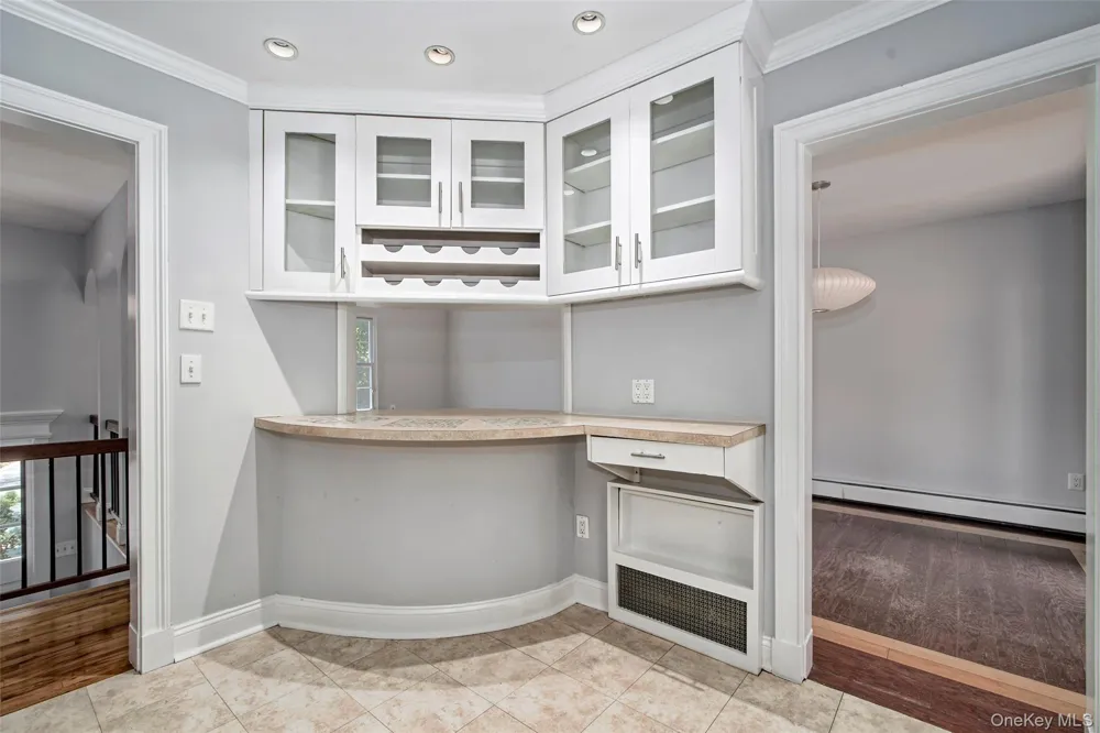 303 Livingston Avenue Mamaroneck, NY 10543