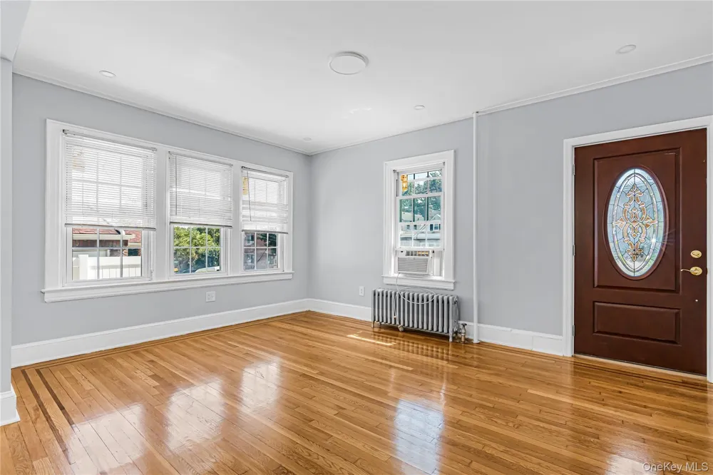 8747 216th Street Queens Village, NY 11427