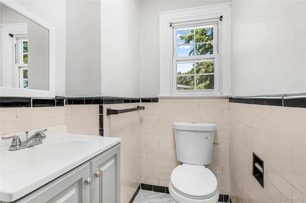 8747 216th Street Queens Village, NY 11427