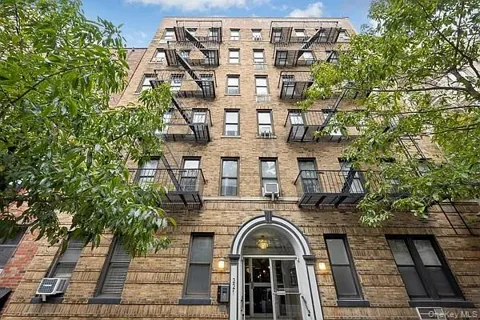 221 E 76 STREET #4F