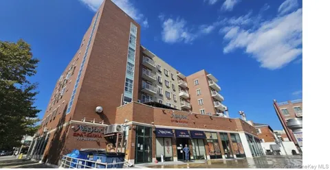 149-06 Northern boulevard #405