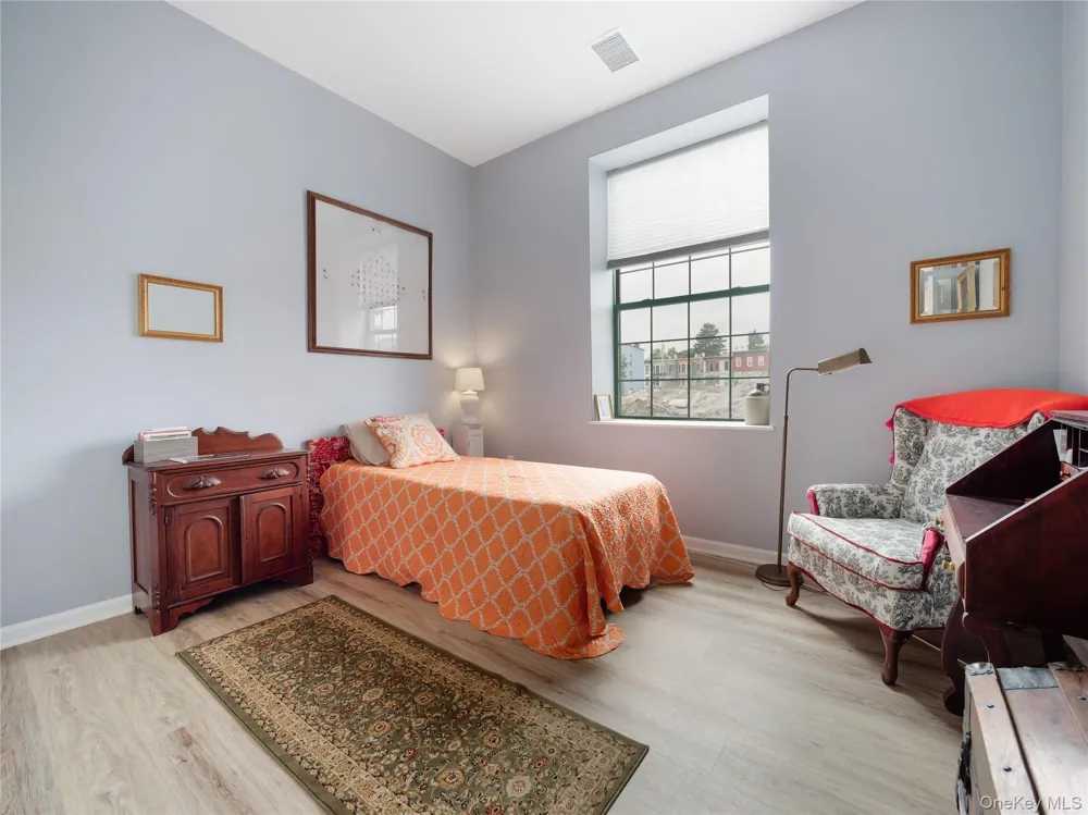 44 Johnes Street #207J Newburgh, NY 12550