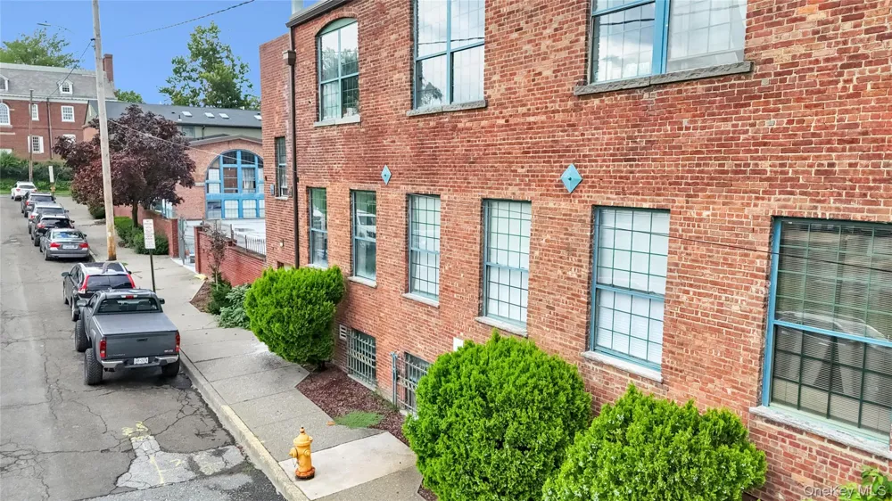 44 Johnes Street #207J Newburgh, NY 12550