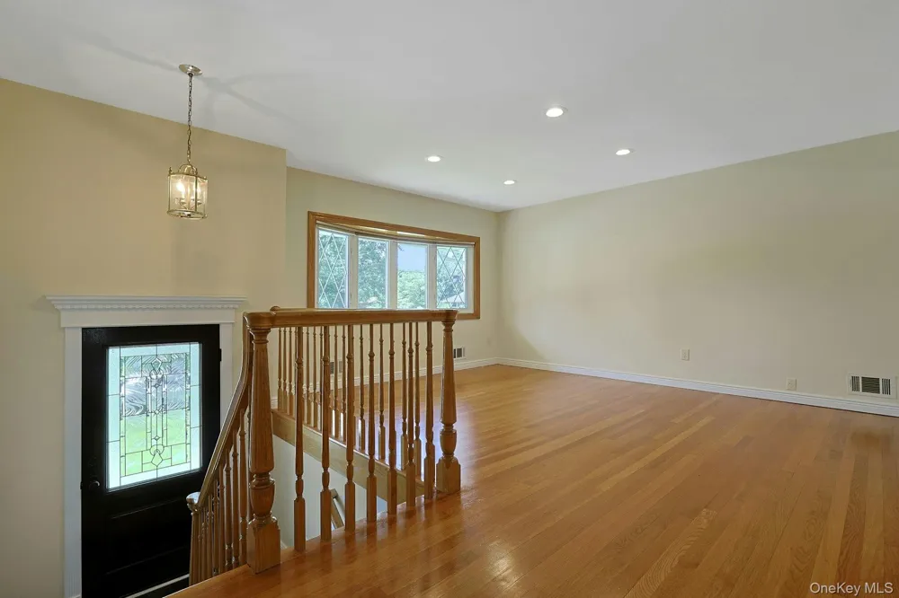 19 Von Beaste Lane Congers, NY 10920