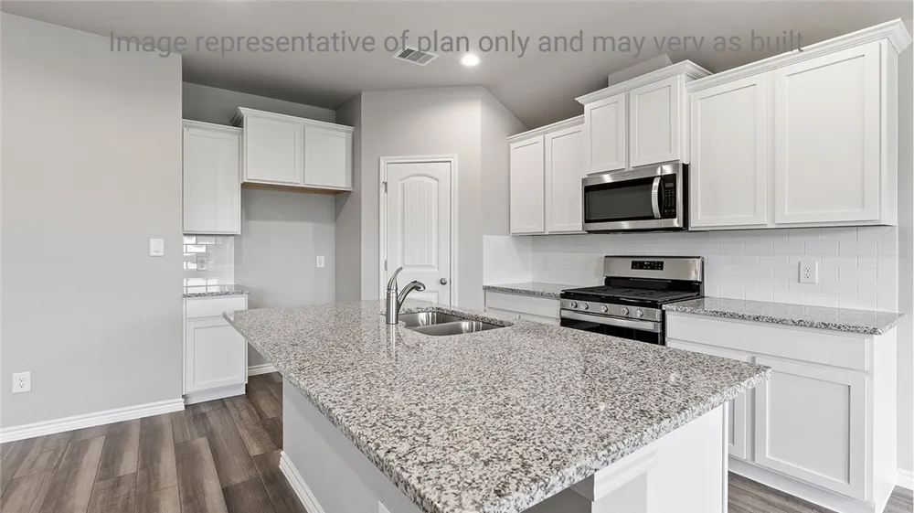 108 Emerald Street Portland, TX 78374