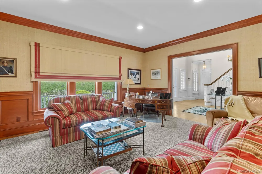 42 Jessup Lane Westhampton Beach, NY 11978