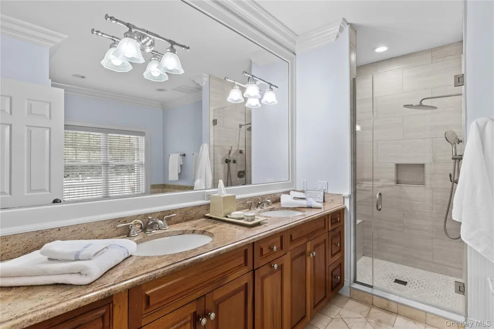 42 Jessup Lane Westhampton Beach, NY 11978
