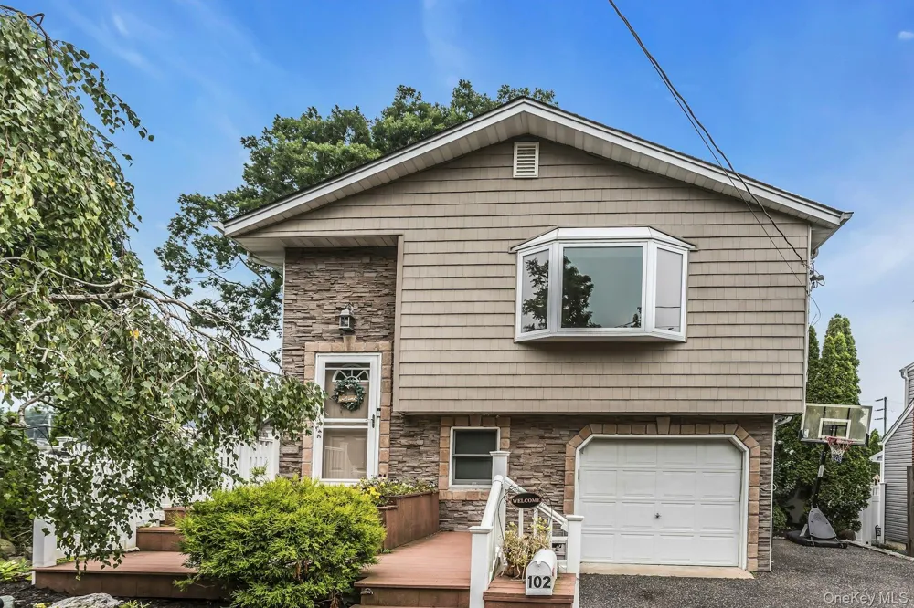 102 Willett Avenue Sayville, NY 11782