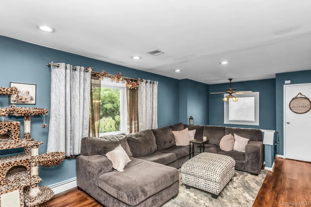 102 Willett Avenue Sayville, NY 11782