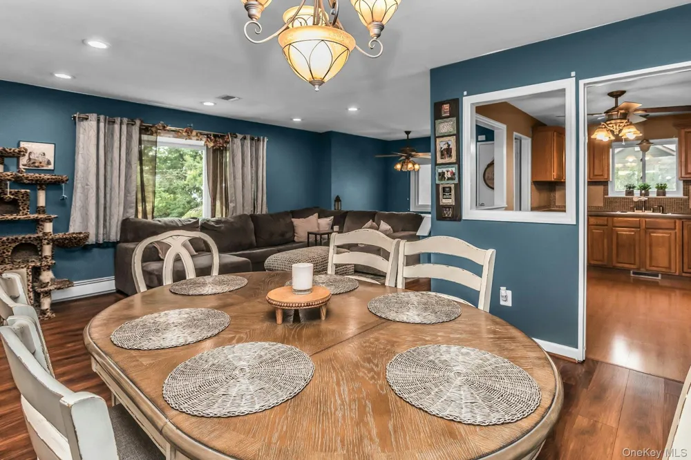 102 Willett Avenue Sayville, NY 11782